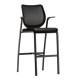 Banco operativo Nucleus asiento en piel y respaldo en mesh – NEGRO
